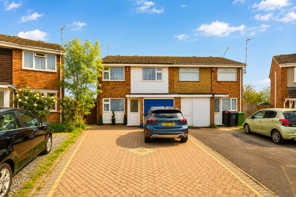 Main image of property: Walnut Close, Nuneaton