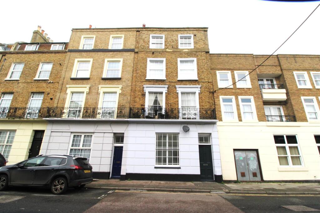 Main image of property: Avenue Road, Herne Bay