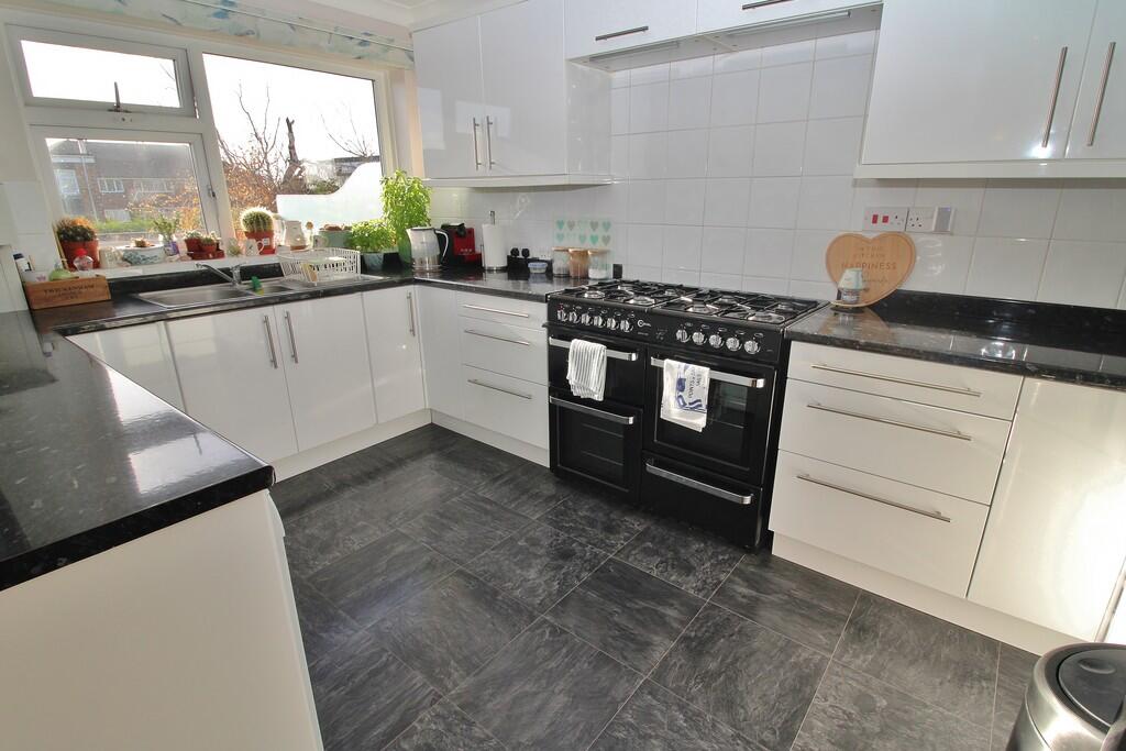 House in Portsmouth - View 4