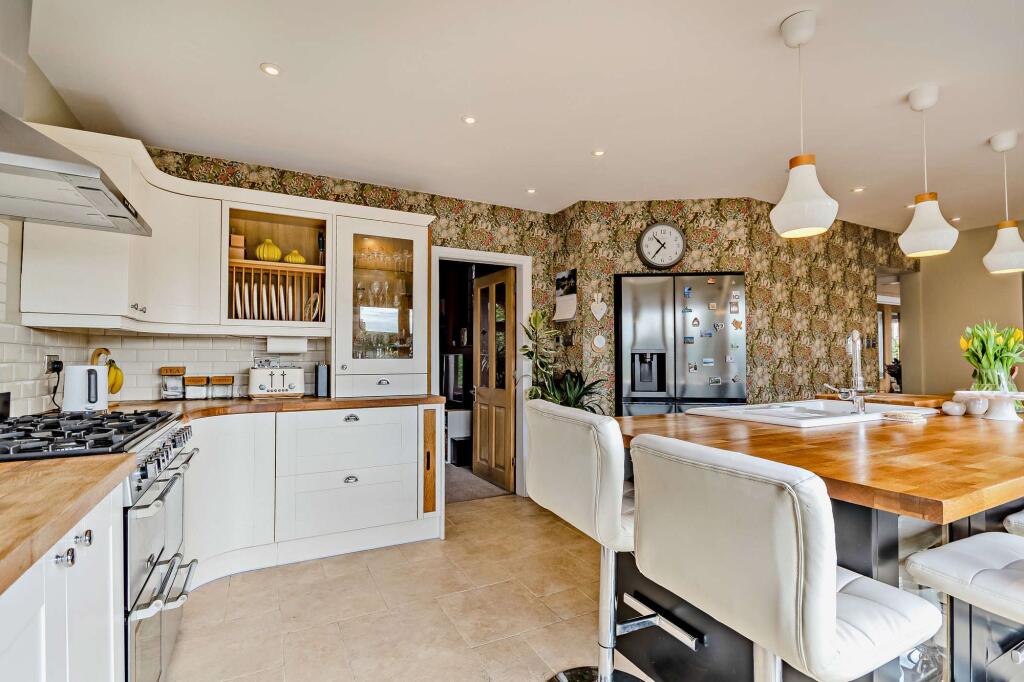 Additional image 4 of Hagley Road, Halesowen, B63