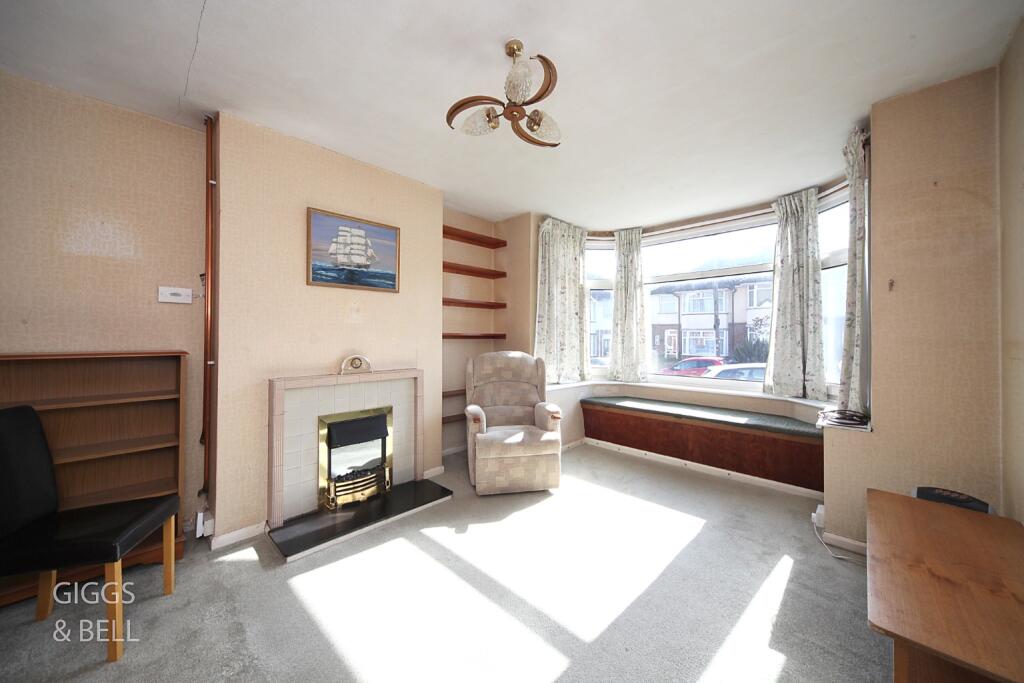 Meyrick Avenue photo 2
