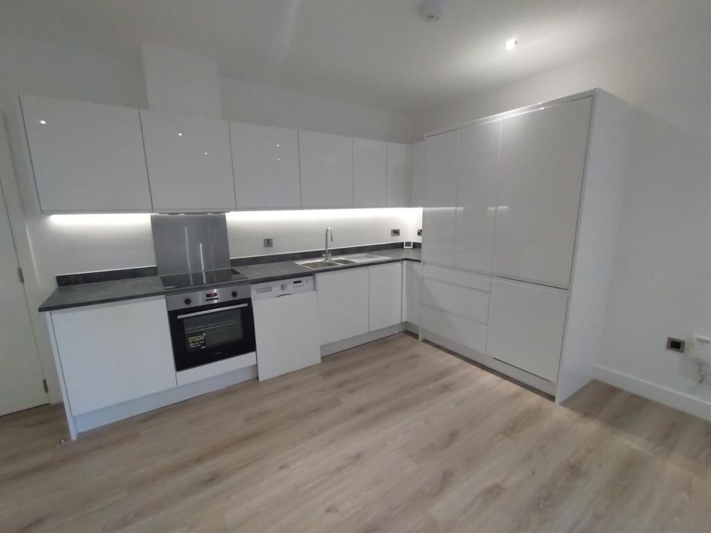 Broadoaks, 548 Streetsbrook Road, Solihull - View 3