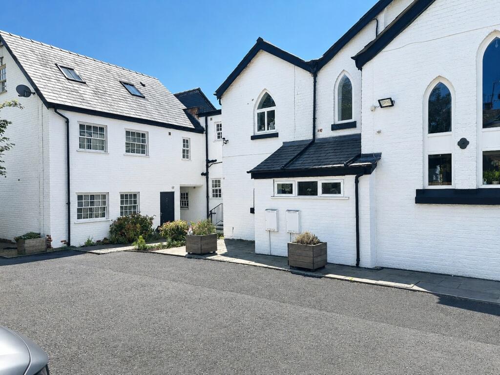 Main image of property: Spath Lane, Handforth, Wilmslow, Cheshire, SK9