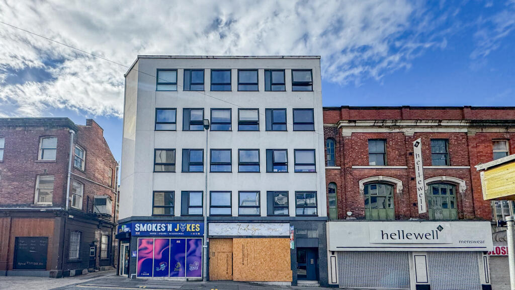 Studio flat on Lune Street, Preston, Lancashire, £45,000