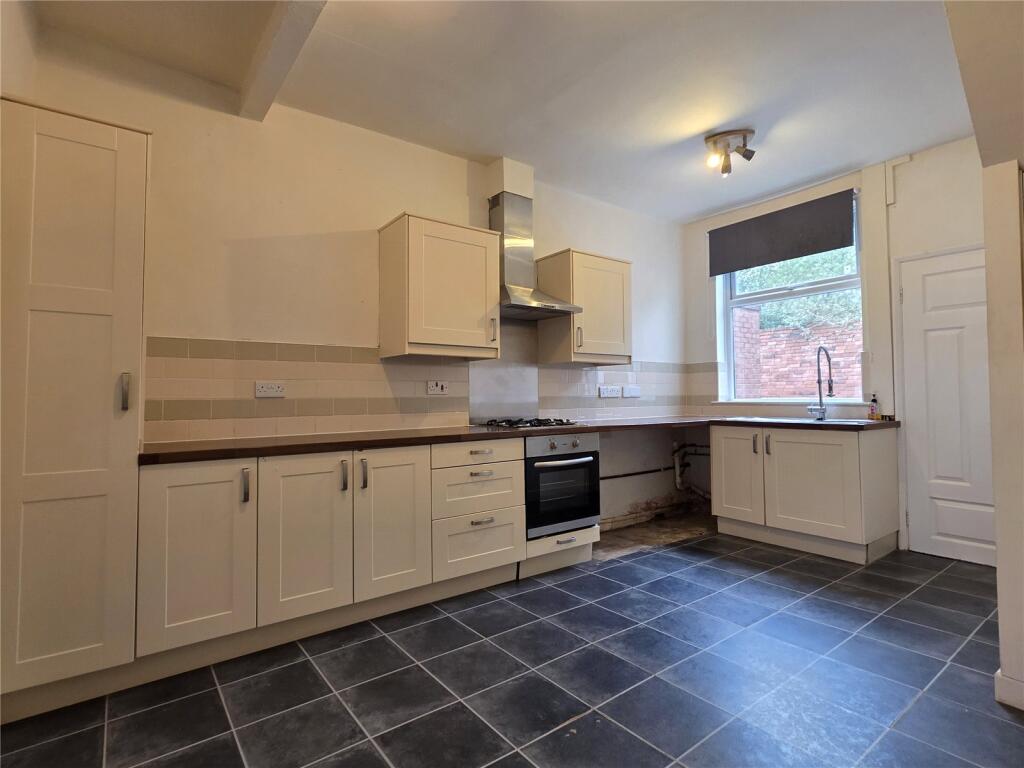 Main image of property: Vernon Avenue, Old Basford, Nottingham, Nottinghamshire, NG6
