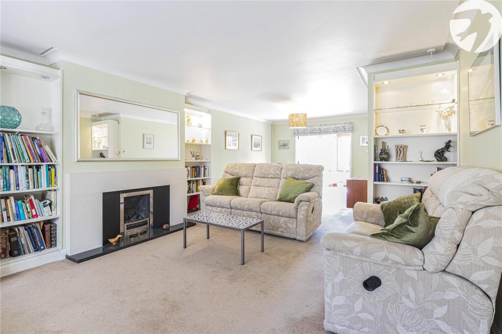 House in Swanley, Crockenhill - More