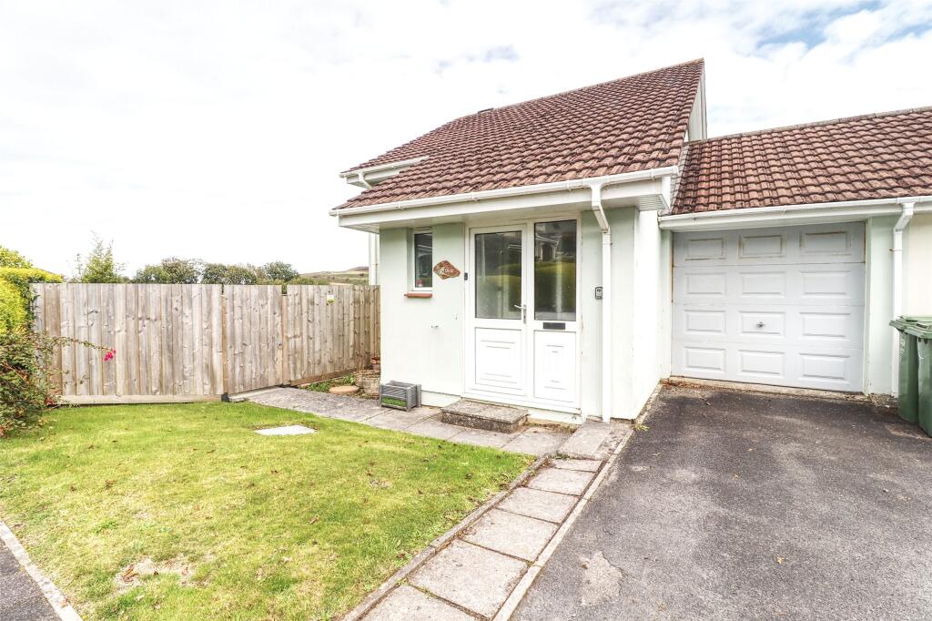 4, Pine Close, Ilfracombe, Devon, EX34 photo 3