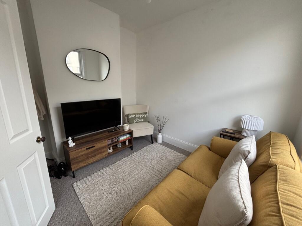 House in Portsmouth - View 4