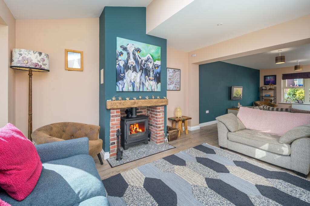 House in Longhorsley, Whemleyburn - View 2
