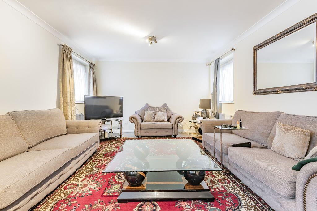 Apartment in London - View 2