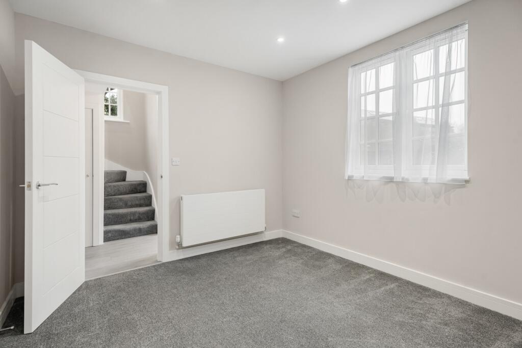 Additional image 3 of St Stephens Hill, St Albans, AL1