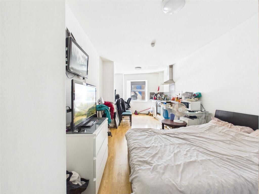 Apartment in Liverpool, Chinatown, Toxteth - View 4