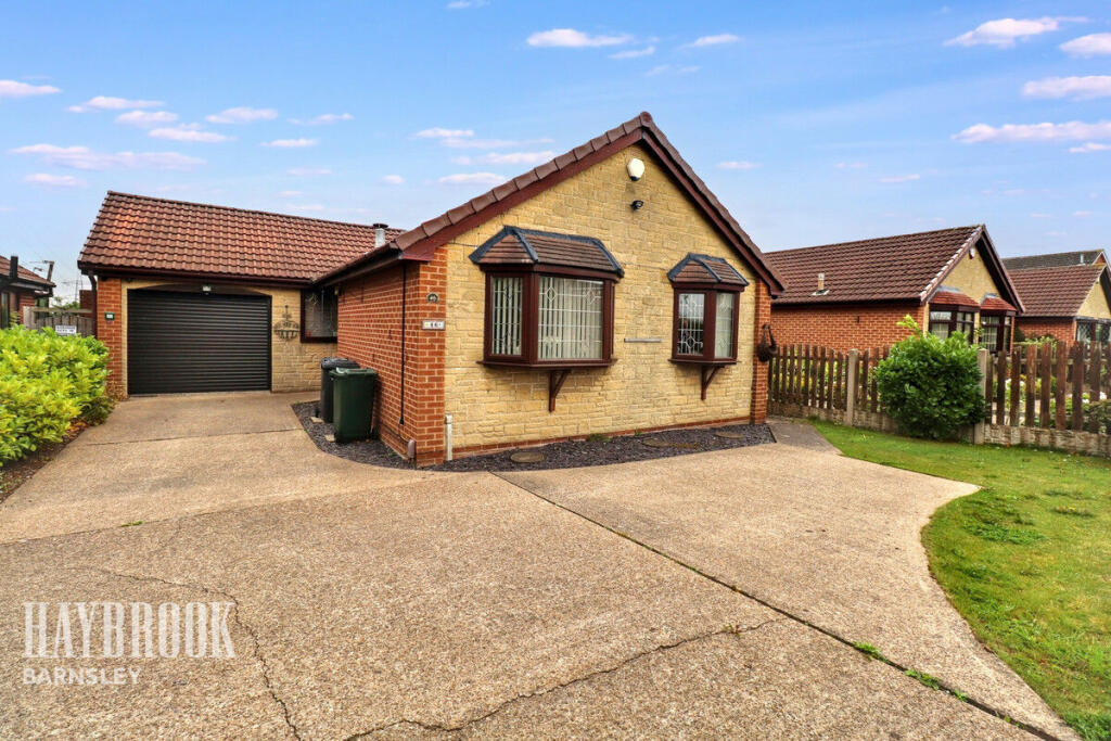 3-bed house on Barugh Lane, Barugh Green, £265,000