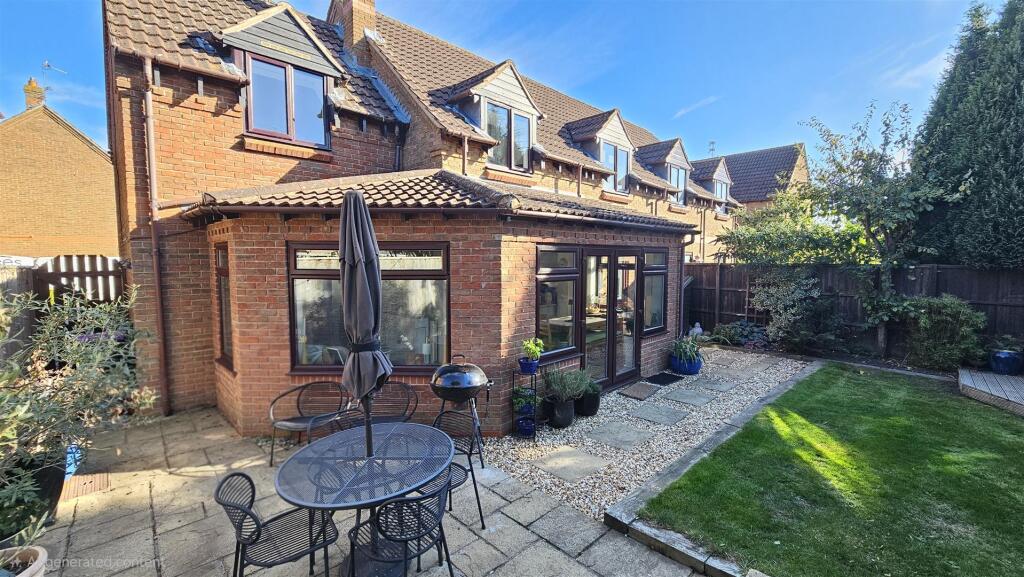 Crow Court, Bingham, Nottingham photo 2
