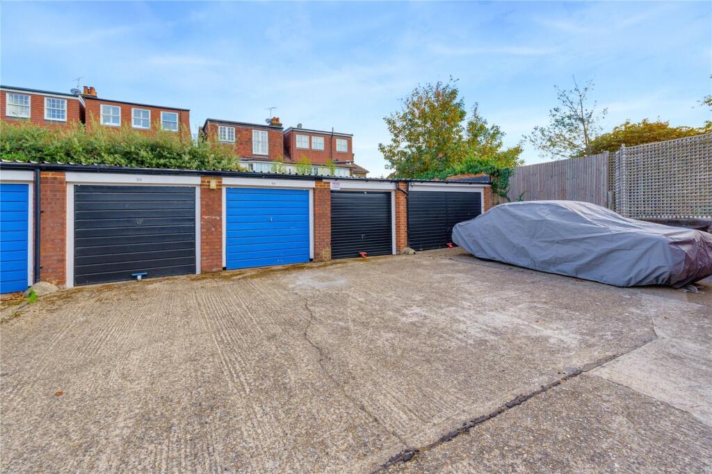 Burntwood Grange Road, SW18 photo 3