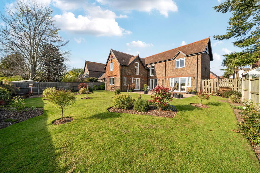 4-bed detached on New Street, Ash, Canterbury, CT3 2BW, £775,000