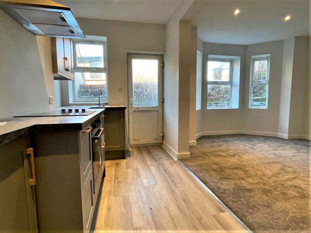 Apartment in Folkestone and Hythe, Cheriton, Folkestone - View 3
