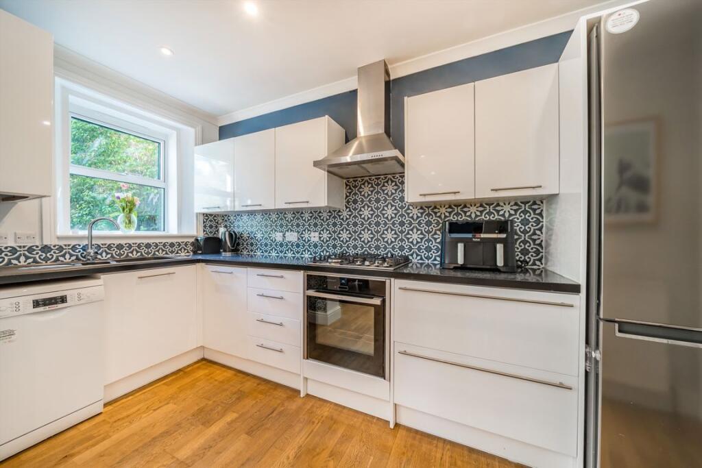 Christchurch Avenue, Brondesbury Park photo 4