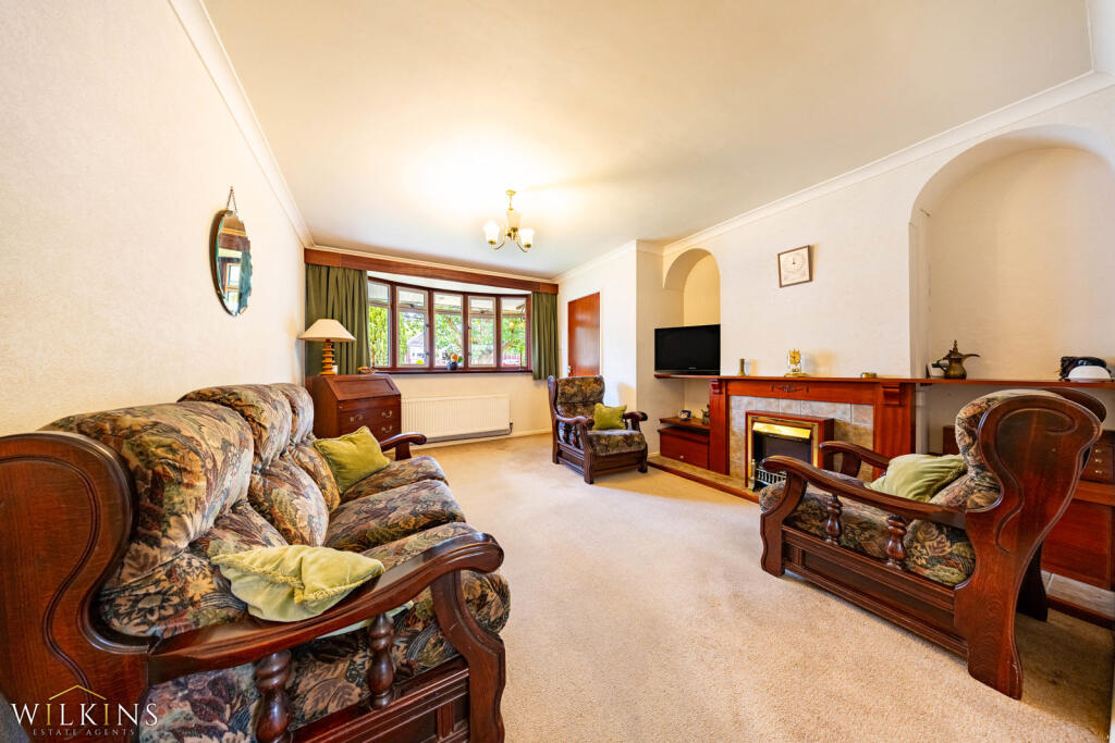 House in Tamworth, Belgrave - View 2
