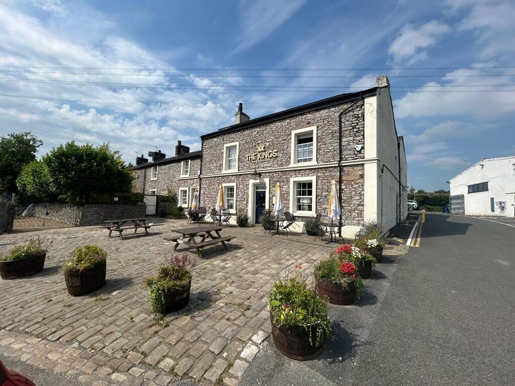 Main image of property: First Floor, The Kings Arms, 144 Bawdlands, Clitheroe, BB7 2LA