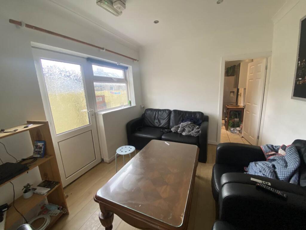 House in Cardiff - View 2