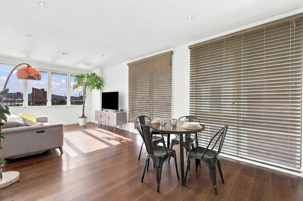 Apartment in London - View 2