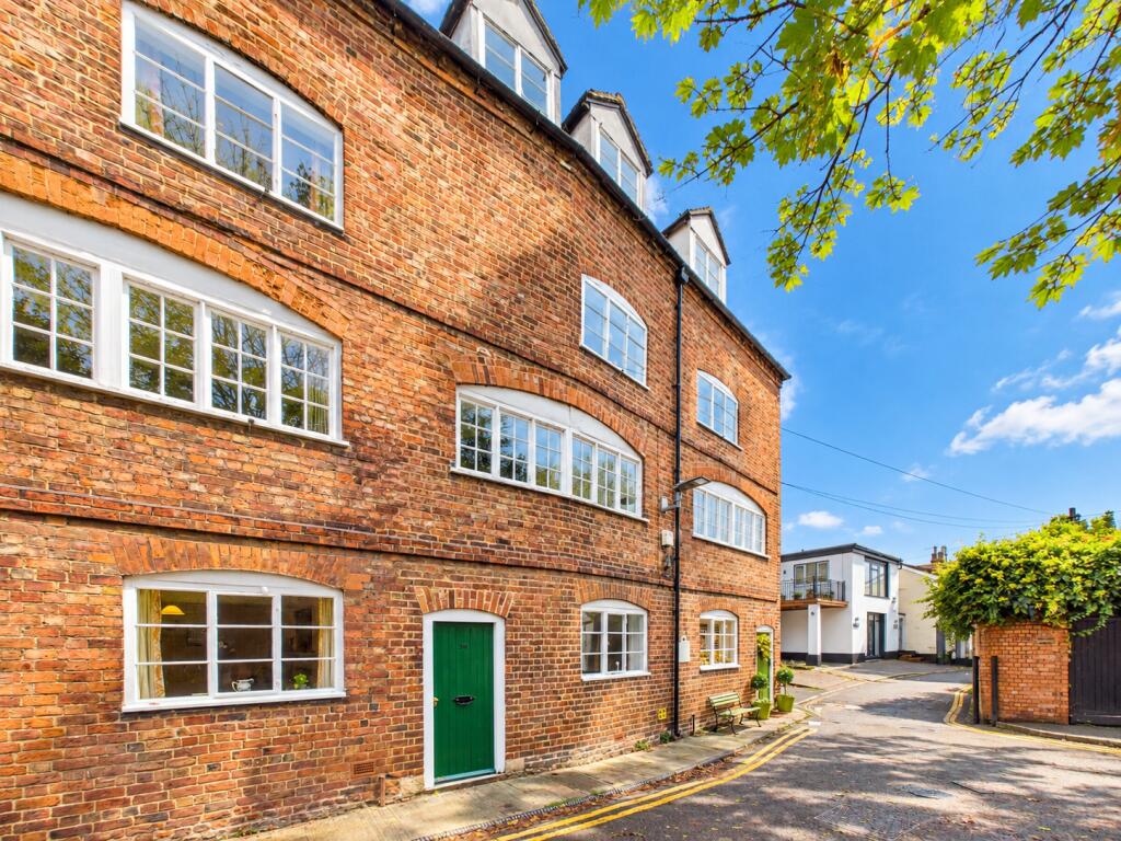 Main image of property: St. Marys Lane, Tewkesbury