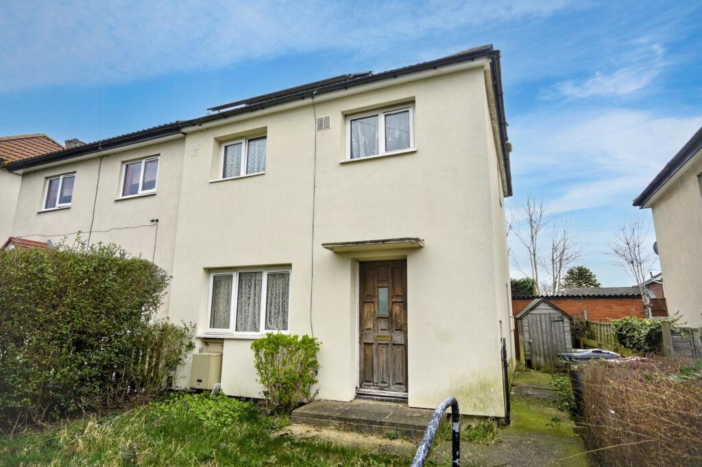 Main image of property: Eastwood Nook, Leeds, LS14