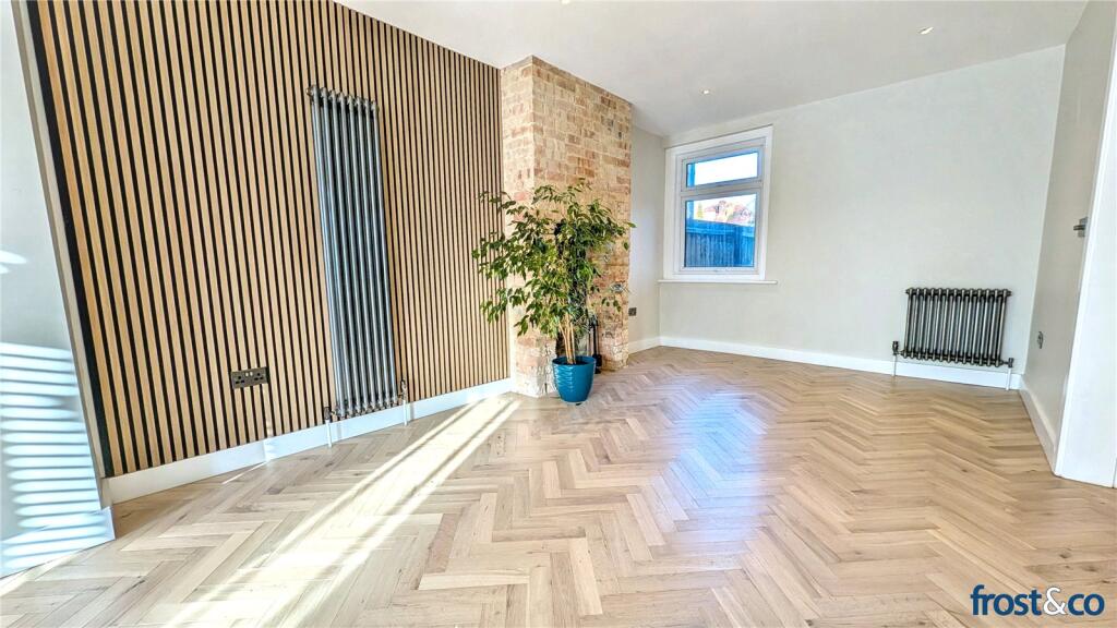 House in Poole - View 3