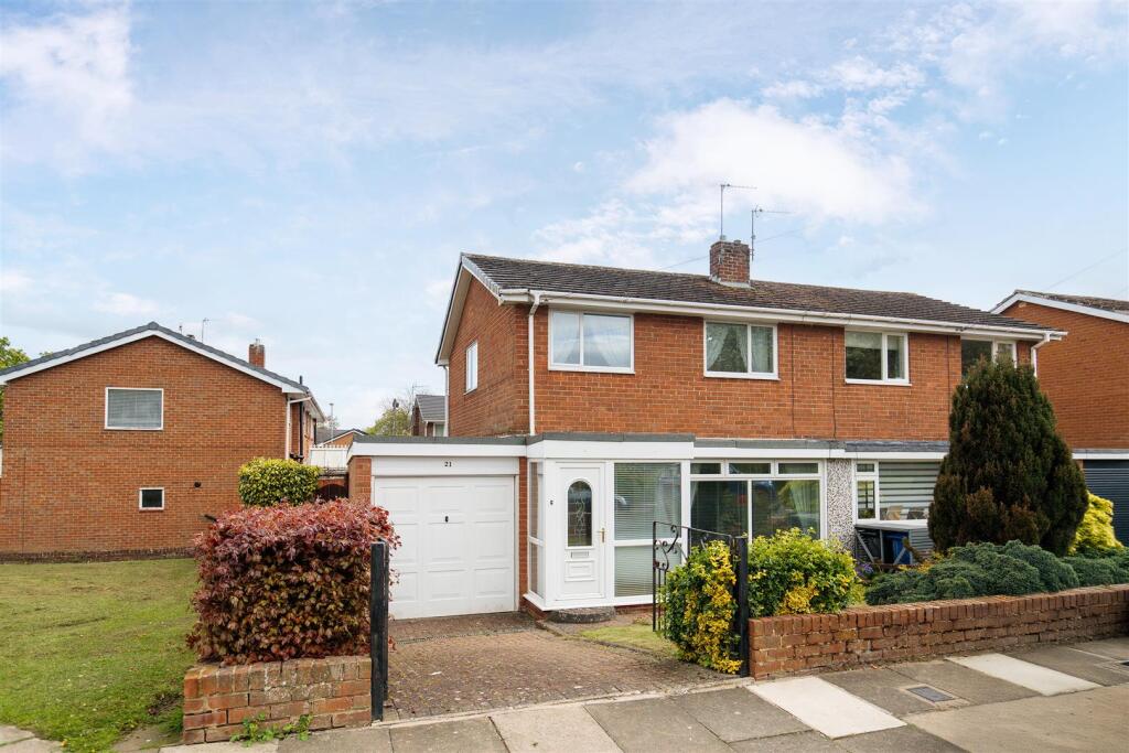 3-bed semi-detached on The Pastures, Morpeth, NE61, £255,000