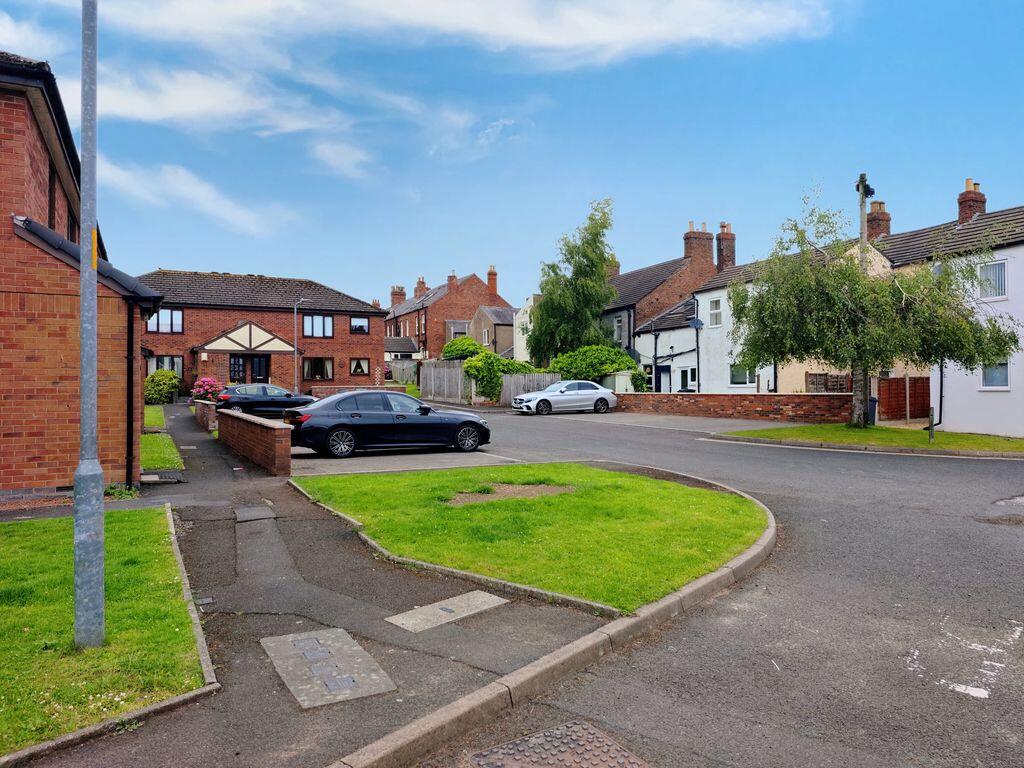 Apartment in Carlisle, Newtown - View 3