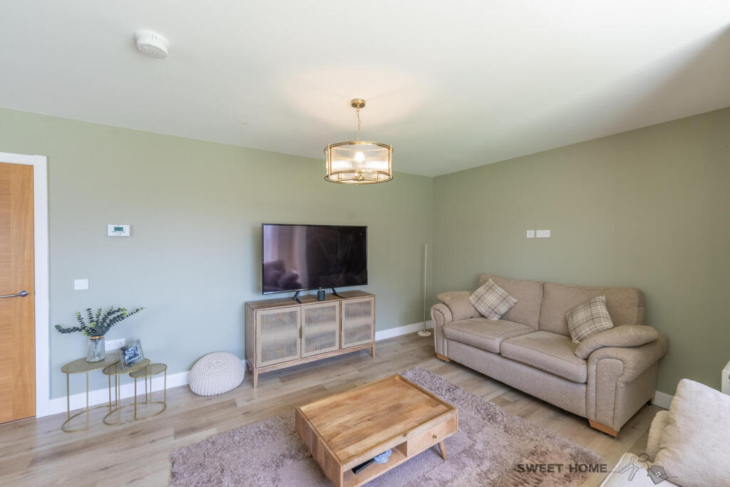House in Coatbridge, Marnock, Glenboig - View 5
