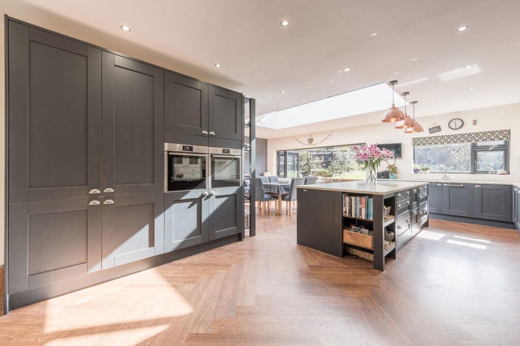 Additional image 8 of Beacon Road, Sutton Coldfield, B73 5SX