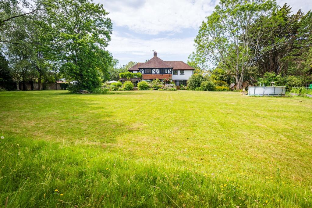 Main image of property: Ballsdown, Chiddingfold, GU8