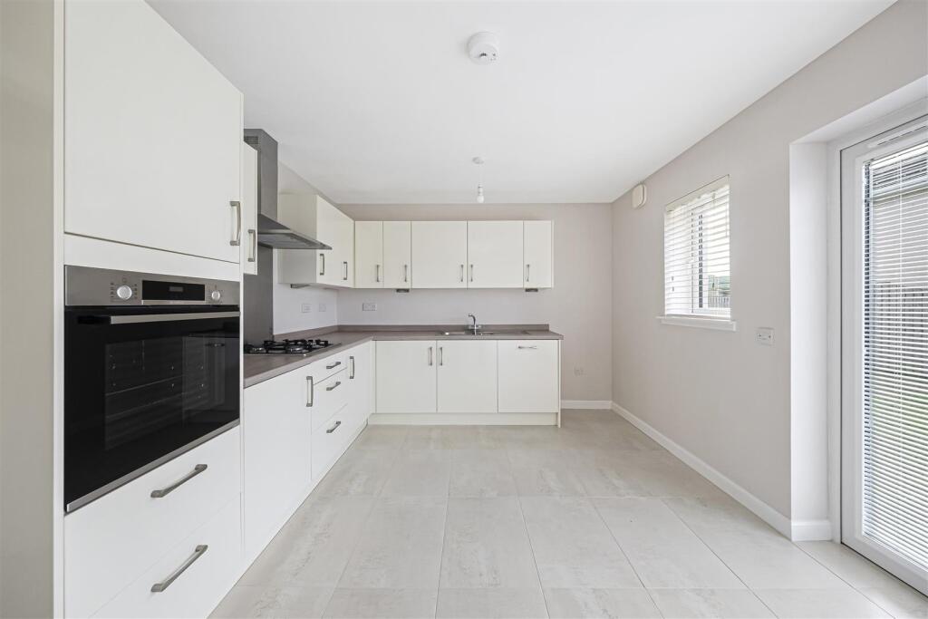 House in Kirkcaldy, Fife - View 4