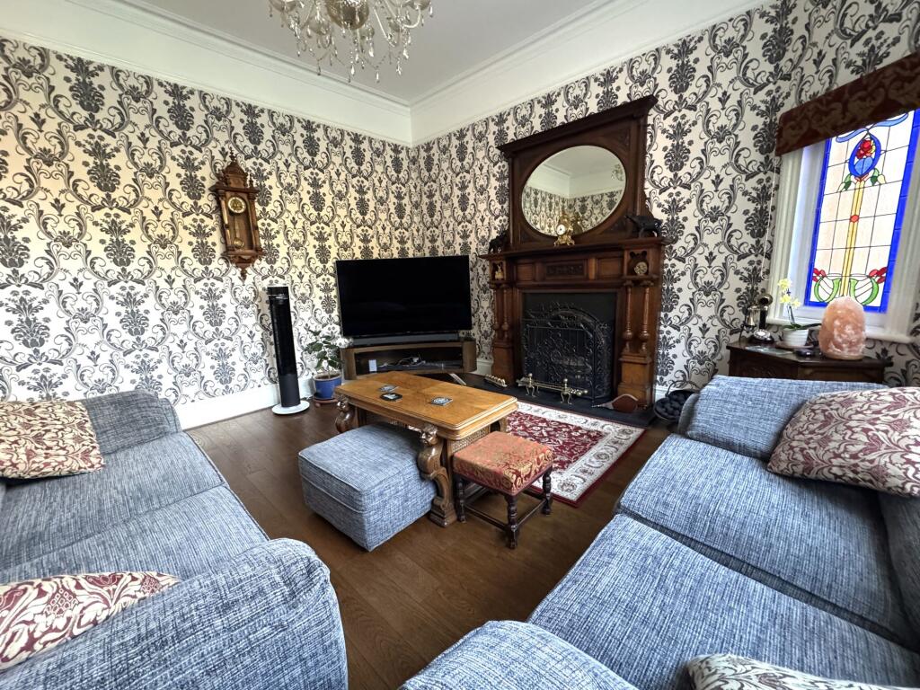Bearwood Hill Road, Burton-On-Trent, DE15 photo 3