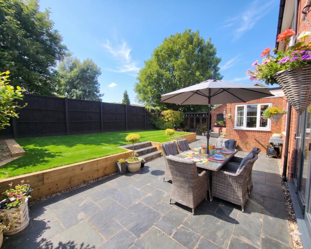 Chestnut Close, Milton Malsor, Northampton photo 4