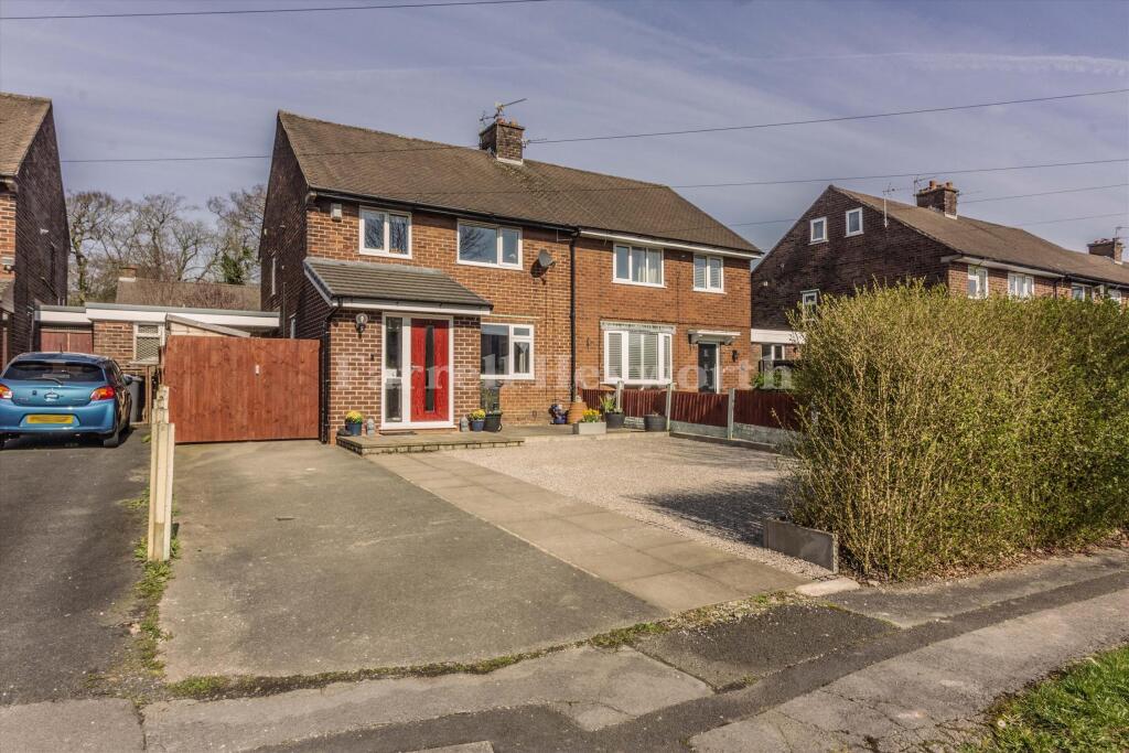 3-bed house on Sherburn Road, Penwortham, Preston, £220,000