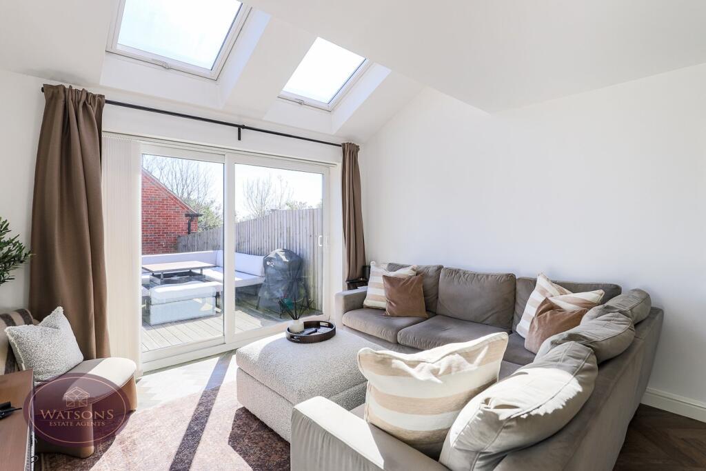 House in Ashfield, Hucknall - View 5
