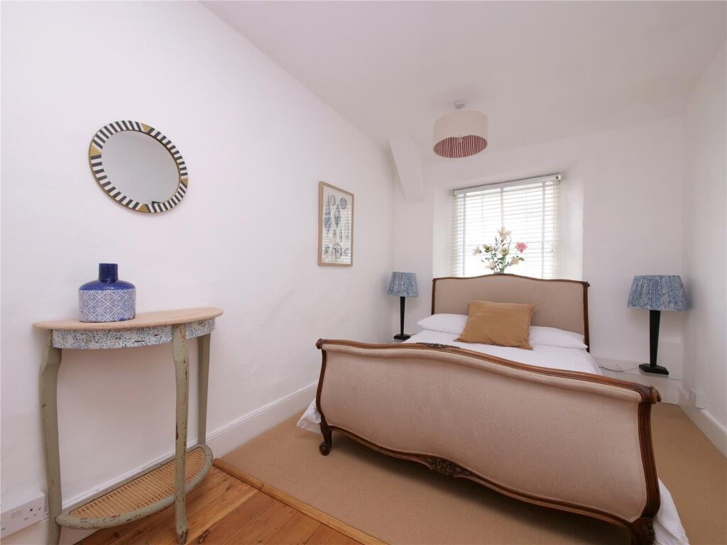 Additional image 12 of Stunning Two Bedroom Flat in Wells, Somerset
