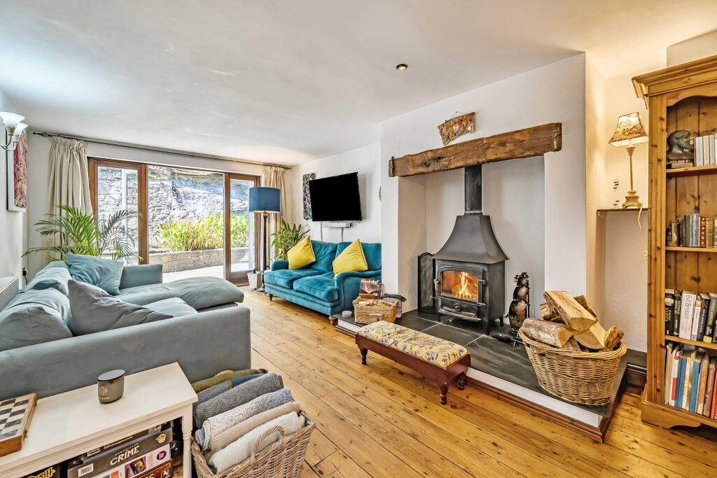5-bed semi-detached on Wadebridge, Cornwall, £650,000