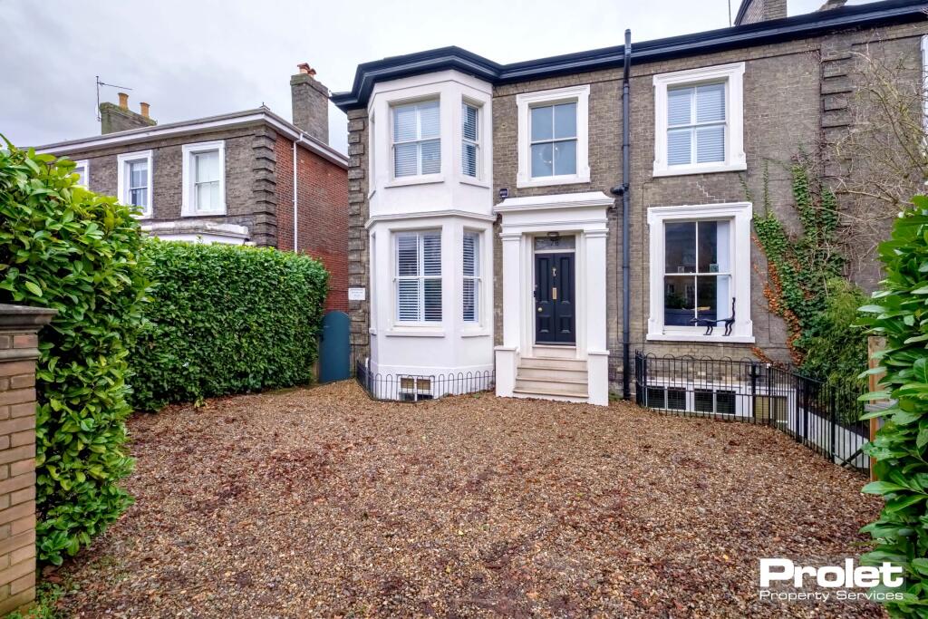 Main image of property: Earlham Road, Norwich, NR2 3