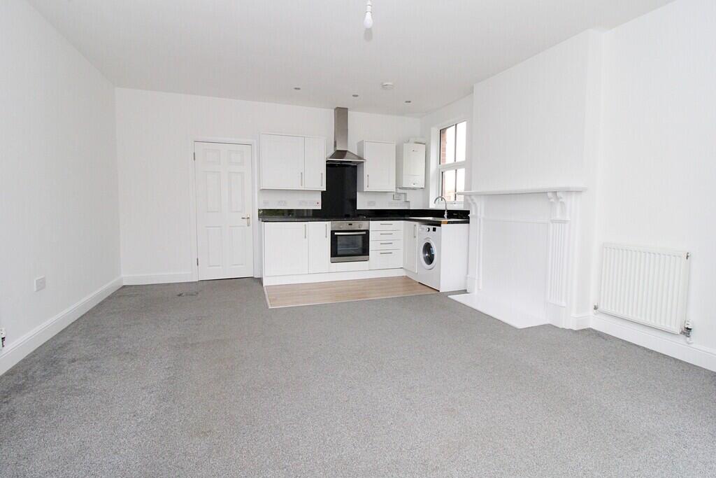 Apartment in Coventry - View 3