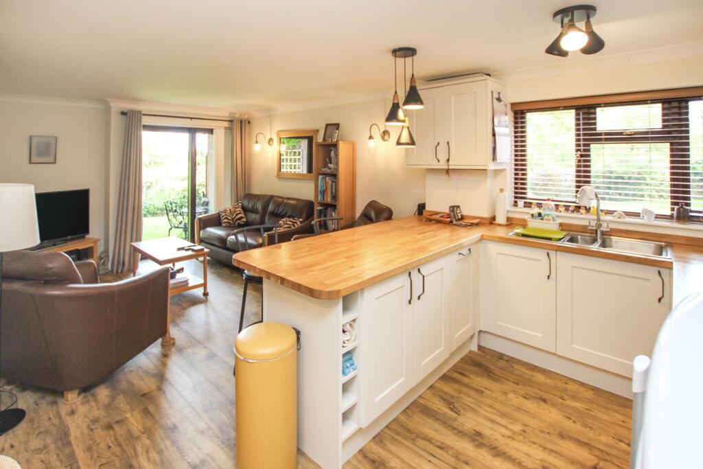 Apartment in Langford, Central Bedfordshire - View 3