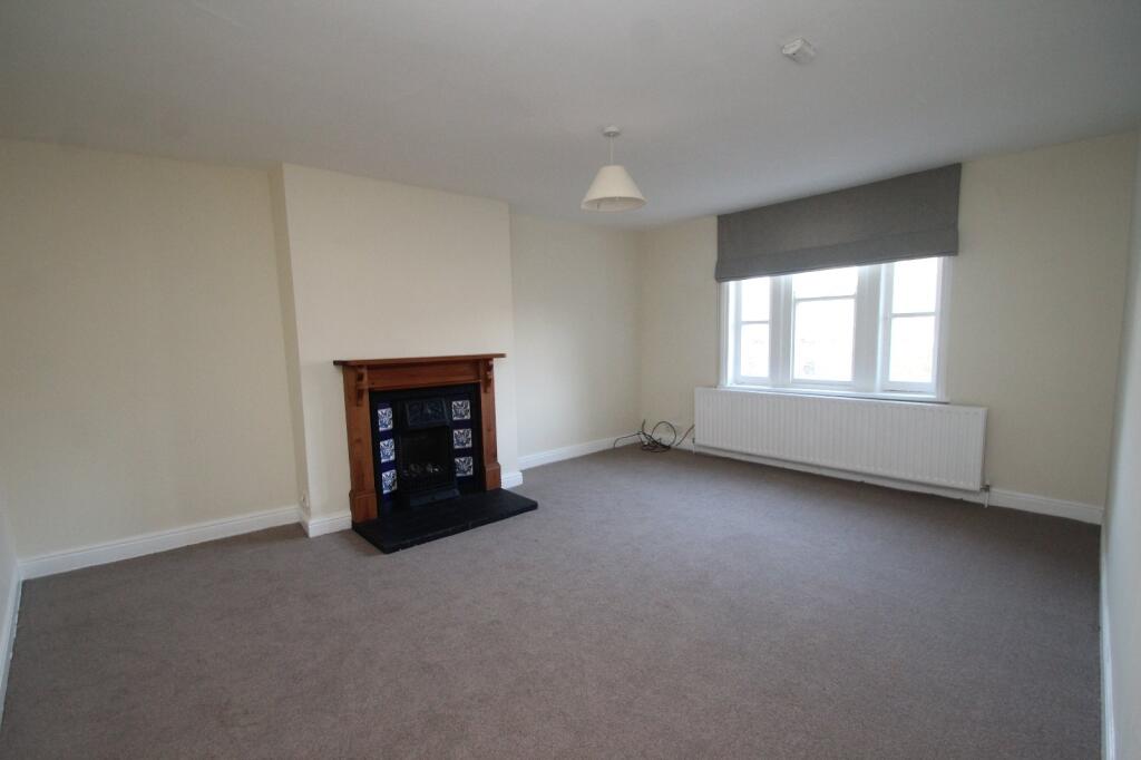 Apartment in Harrogate, Low Harrogate - View 4