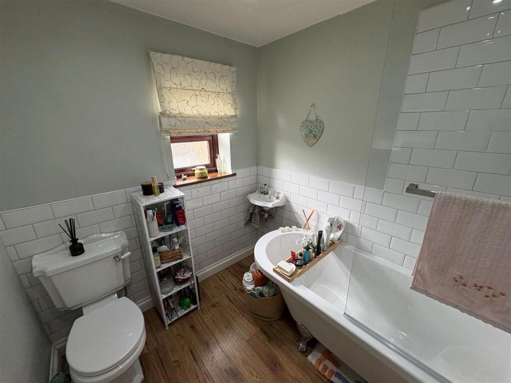 Additional image 15 of Moor Lane, Gomersal, Cleckheaton