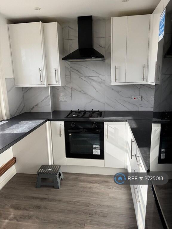 Main image of property: Queens Road, Basingstoke, RG21