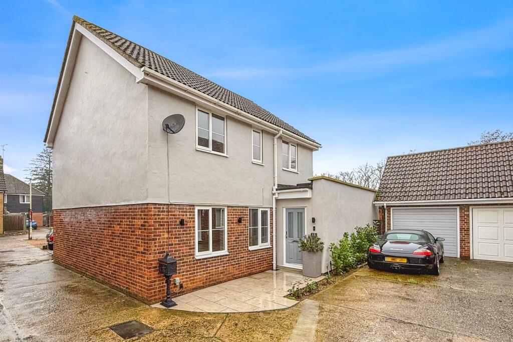 Main image of property: Brent Avenue, South Woodham Ferrers, Chelmsford