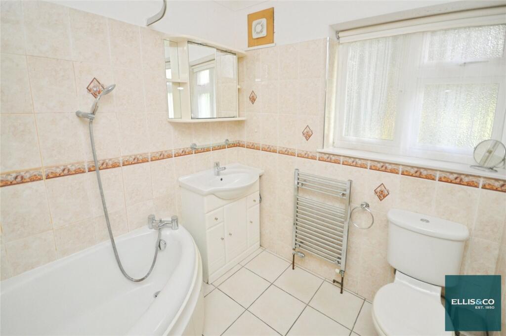 Park Avenue, Finchley, N3 - View 5