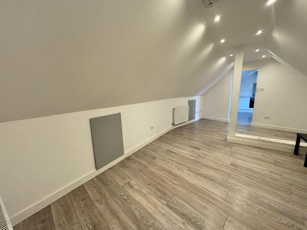 Main image of property: Watford Way, Hendon, NW4